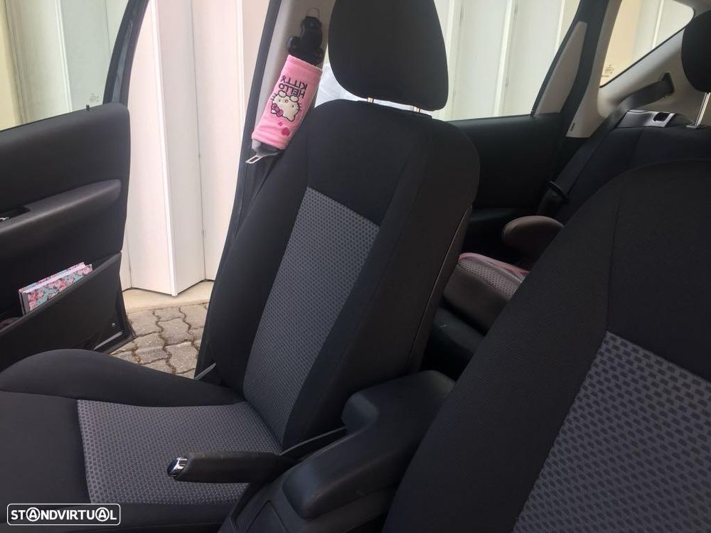 Mercedes-Benz A 150 Classic Automatic - 4