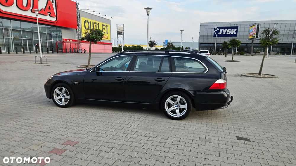 BMW Seria 5 525xi Edition Sport - 13