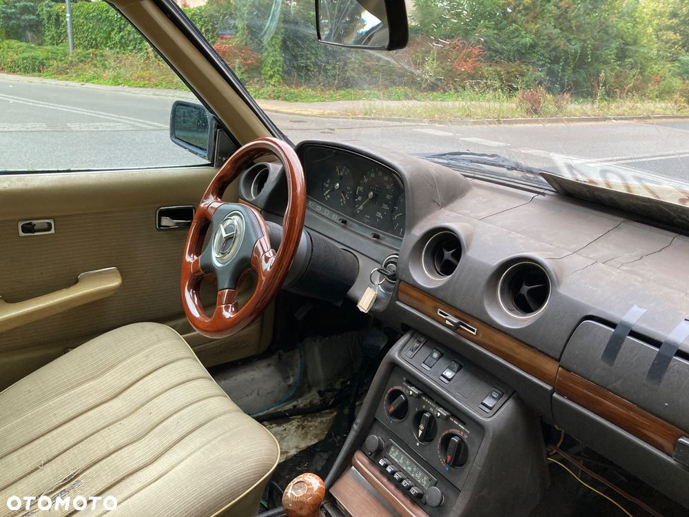 Mercedes-Benz W123 - 7