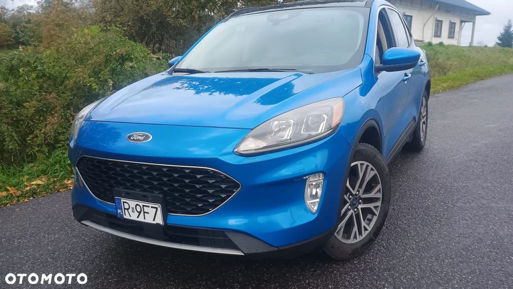Ford Escape 2.0 EcoBoost AWD Titanium - 1