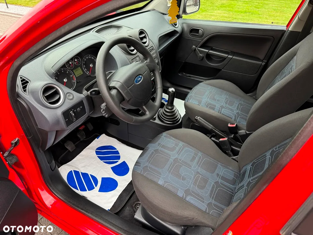 Ford Fiesta 1.3 Ambiente - 14
