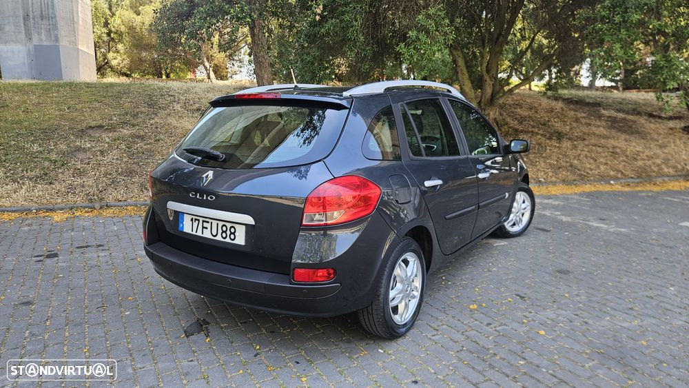 Renault Clio Sport Tourer - 3