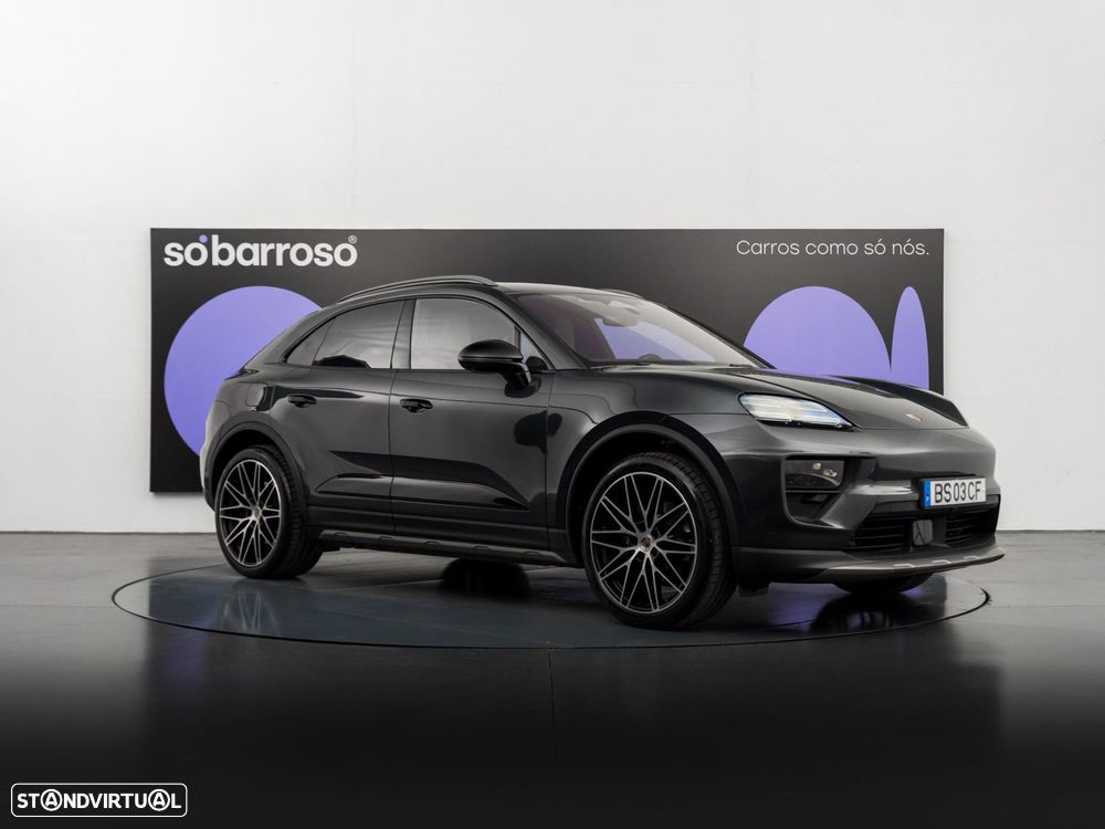 Porsche Macan Electric 4 - 7