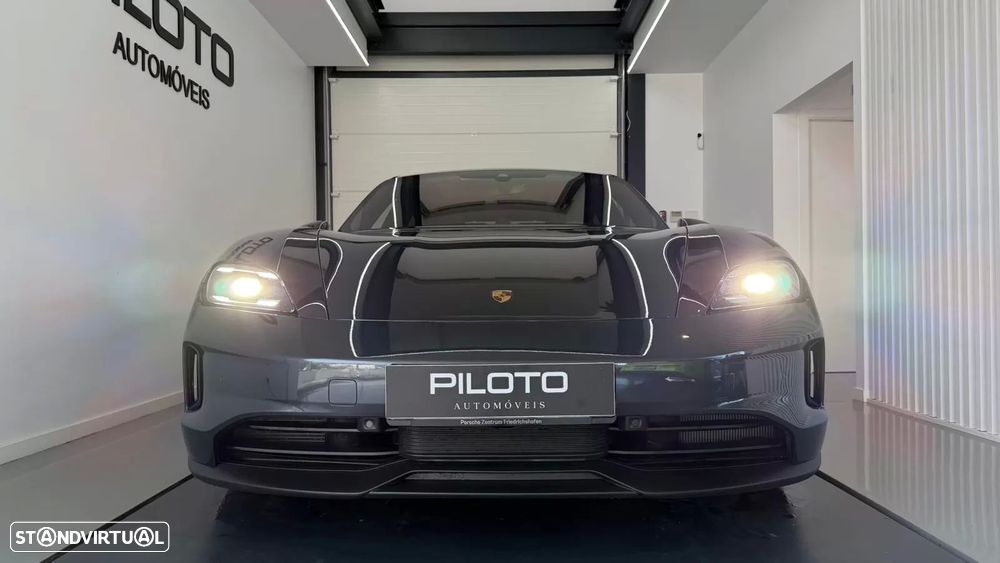 Porsche Taycan Standard - 2