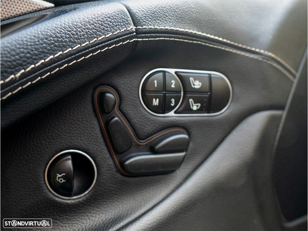 Mercedes-Benz SL 350 - 12
