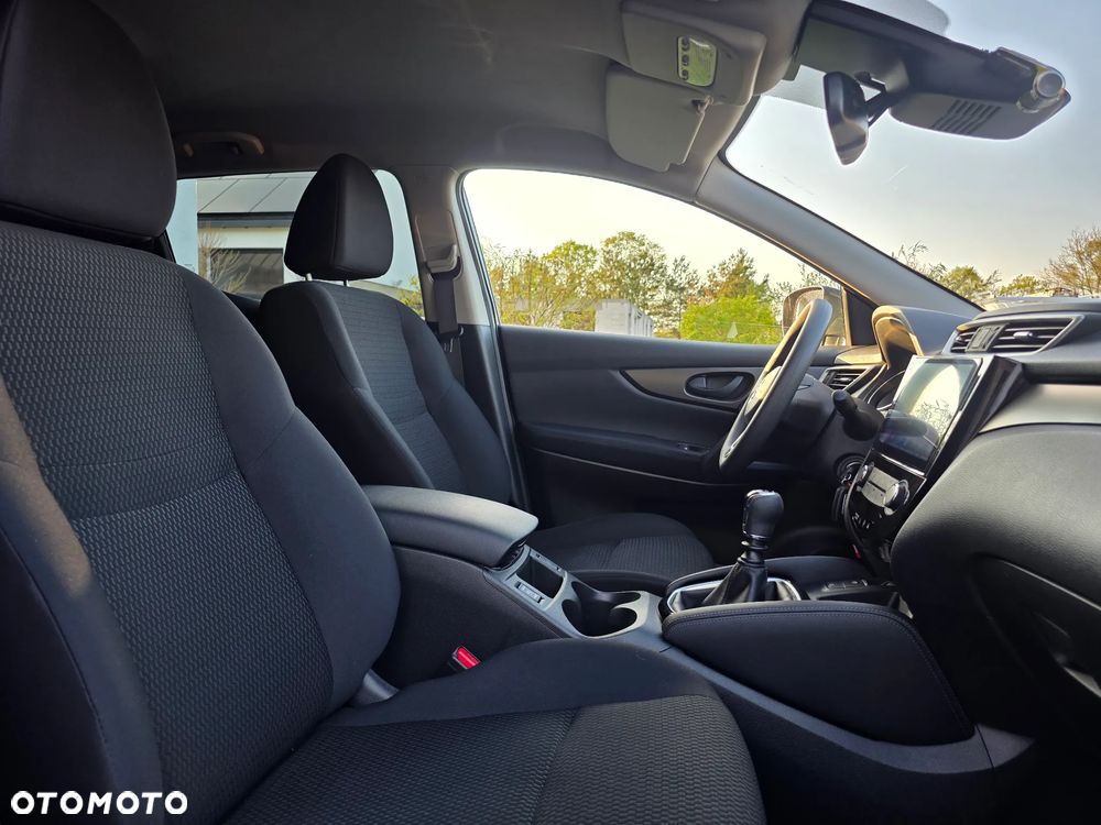 Nissan Qashqai 1.5 dCi N-Connecta - 25