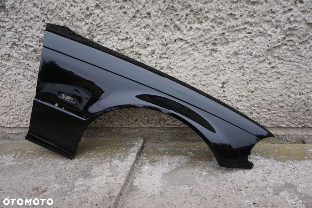BŁOTNIK PRAWY BMW E46 668 COUPE CABRIO 98/02r - 1