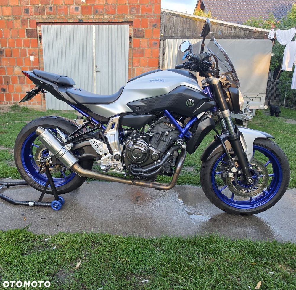 Yamaha MT - 1