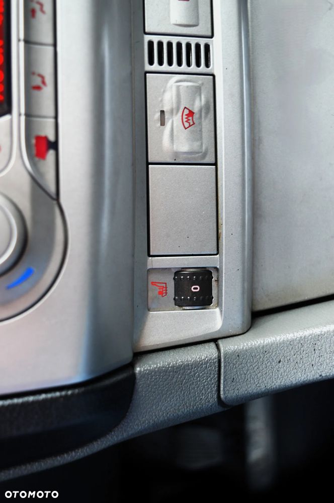 Ford Focus 1.8 TDCi Gold X - 19