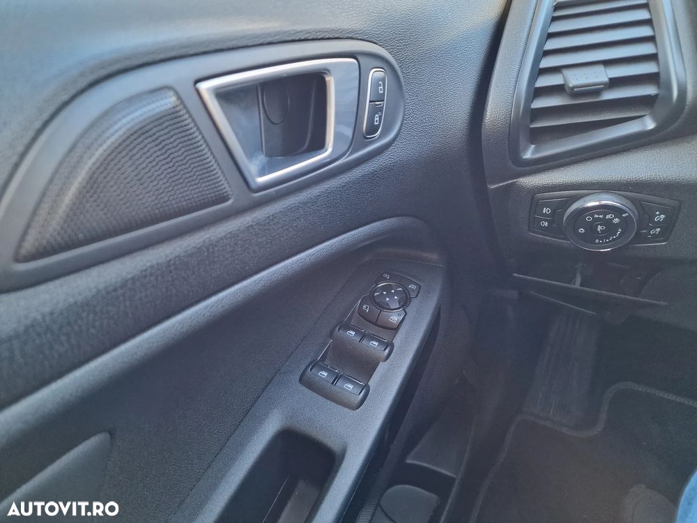 Ford EcoSport - 5