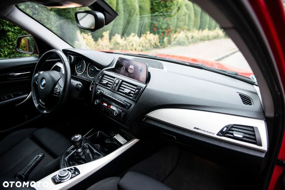 BMW Seria 1 118i Sport Line - 39