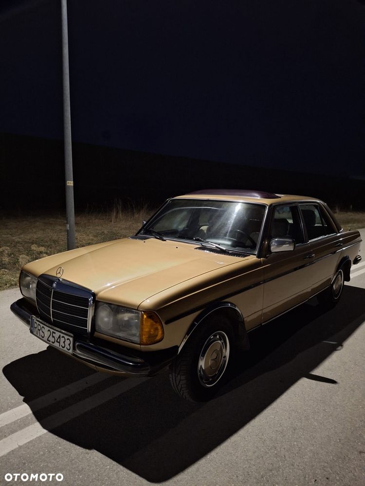 Mercedes-Benz W123 - 3
