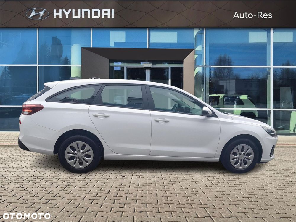 Hyundai i30 1.5 DPI Pure - 8