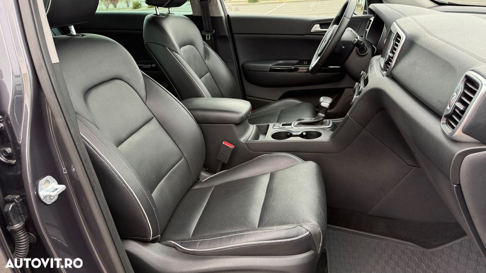 Kia Sportage 2,0 CRDI AWD Aut. Platinum - 17
