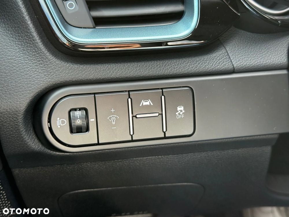 Kia XCeed 1.6 T-GDI Tribute DCT - 33