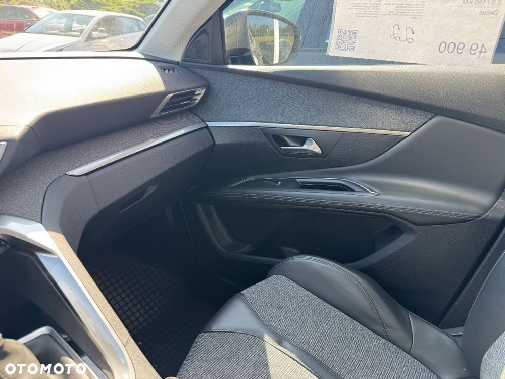 Peugeot 3008 - 19