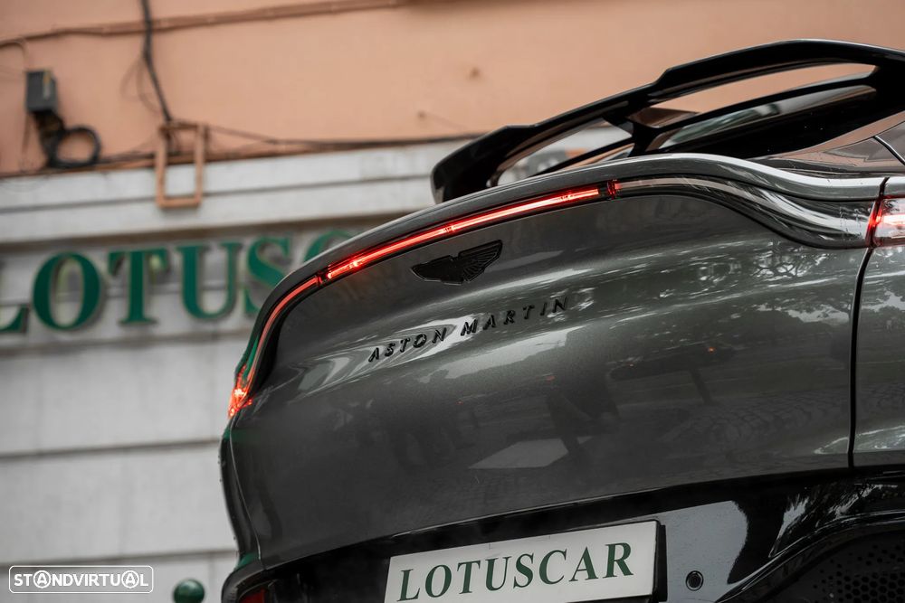 Aston Martin DBX 707 - 26