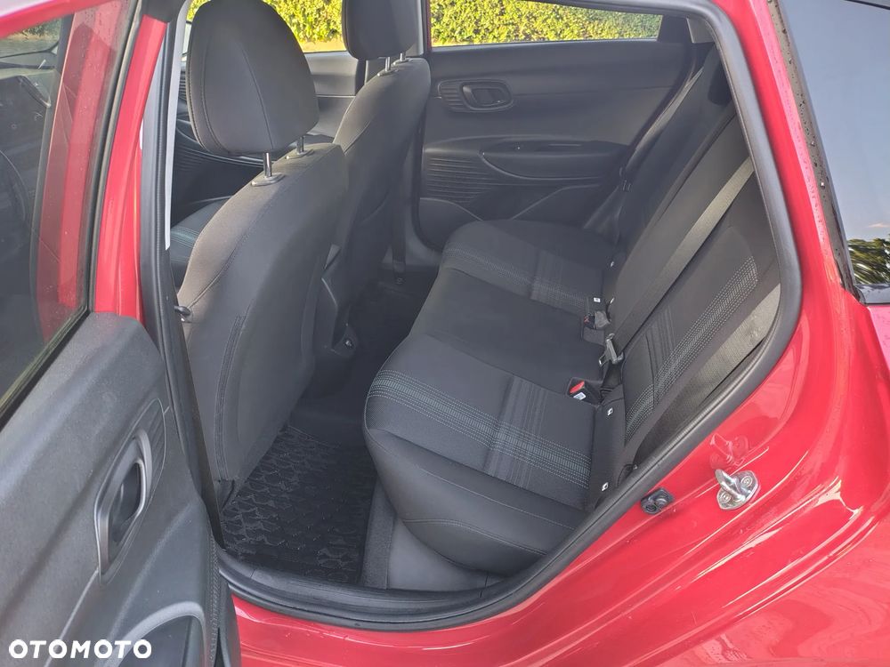 Hyundai i20 - 18