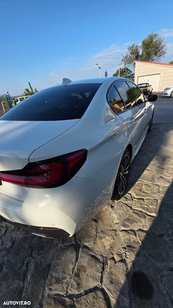 BMW Seria 5 530d xDrive AT MHEV - 5