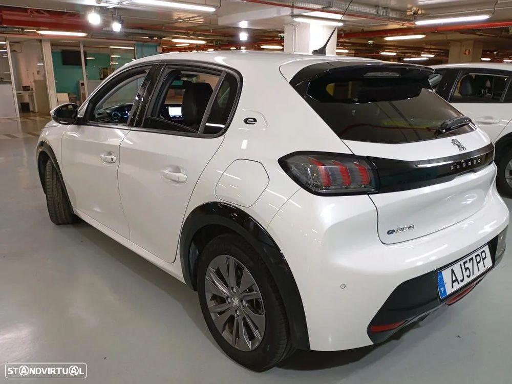 Peugeot e-208 50 kWh Allure - 2