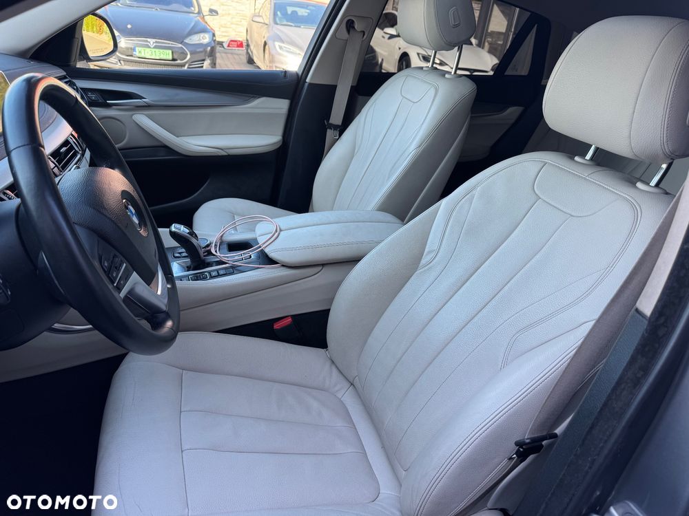 BMW X6 xDrive35i Performance M Paket - 23