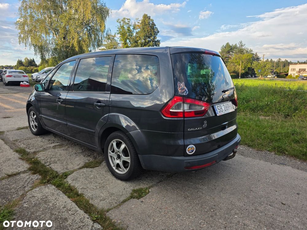 Ford Galaxy - 2