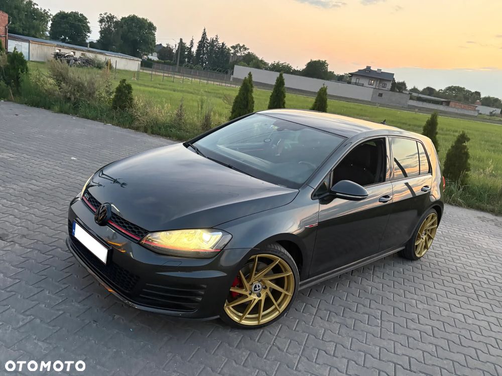 Volkswagen Golf 2.0 TSI BMT GTI - 10