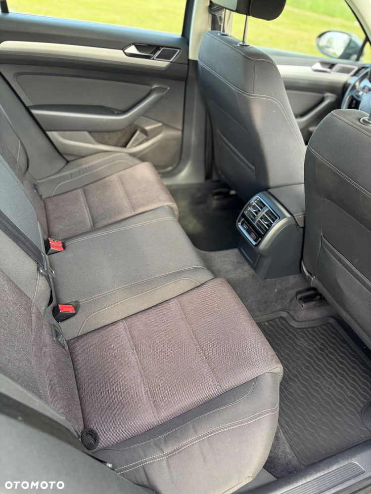 Volkswagen Passat 1.8 TSI BMT Highline DSG - 11