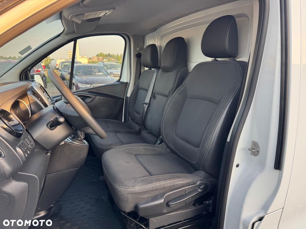 Renault Trafic - 14
