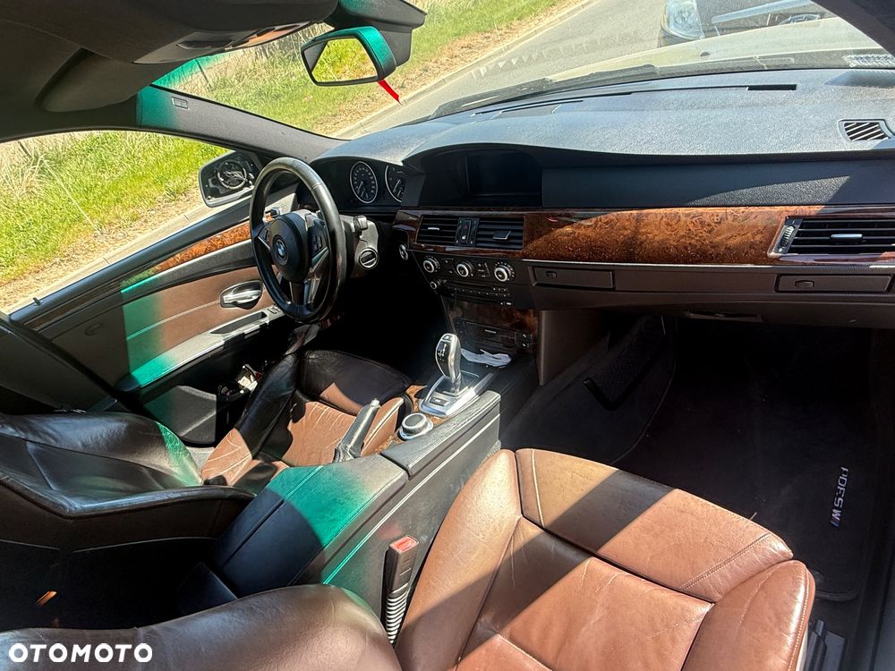 BMW Seria 5 530d Sport-Aut Edition Sport - 12