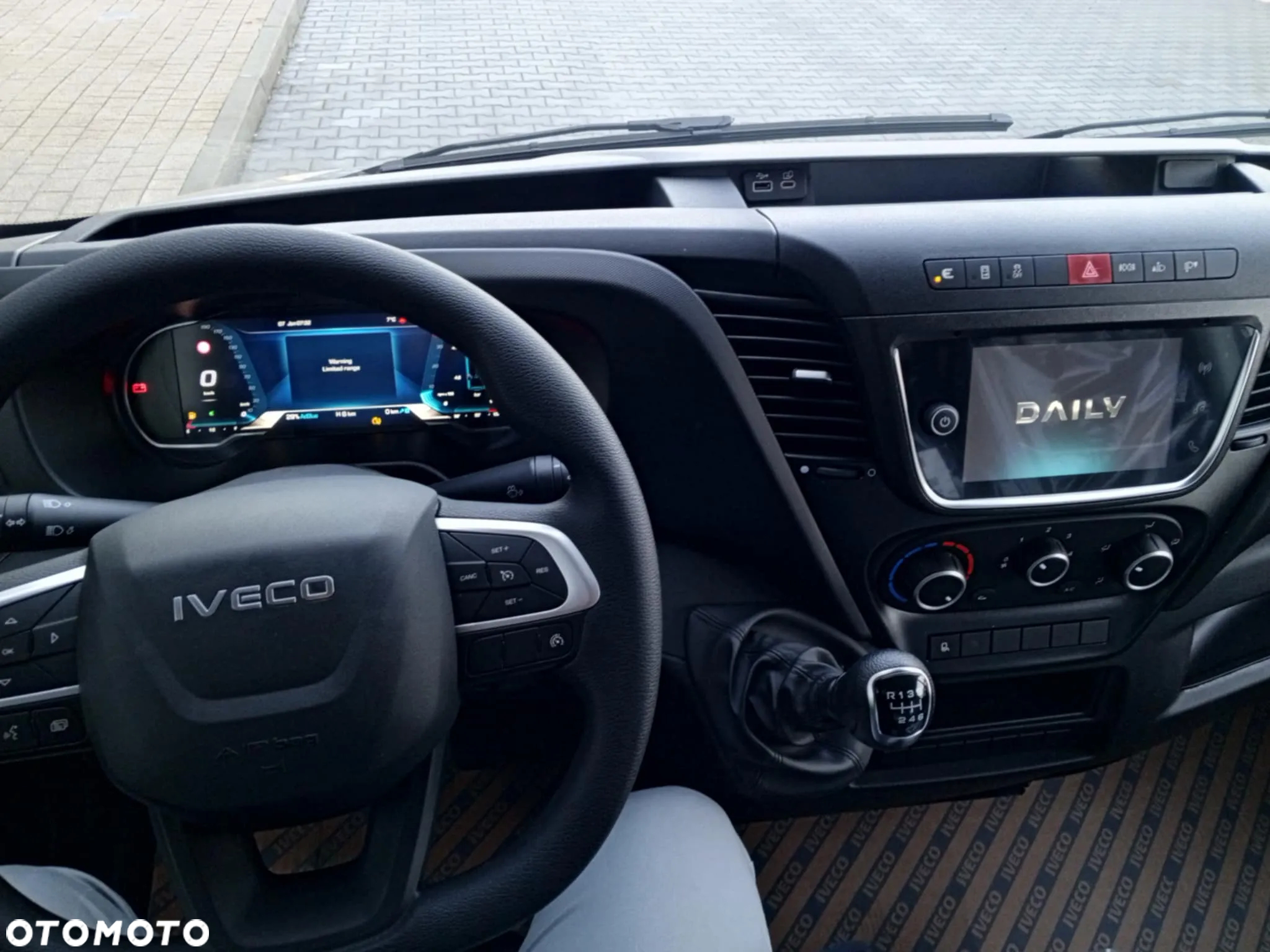 Iveco 35S16H3.0V - 3