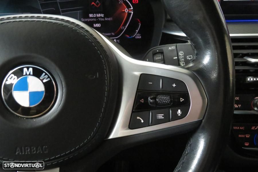 BMW 520 d Pack Desportivo M Auto - 12