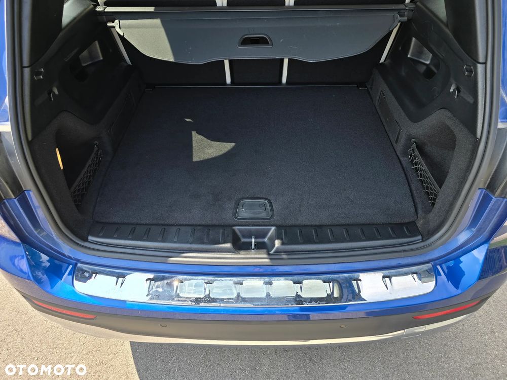 Mercedes-Benz GLB 250 8G-DCT - 15