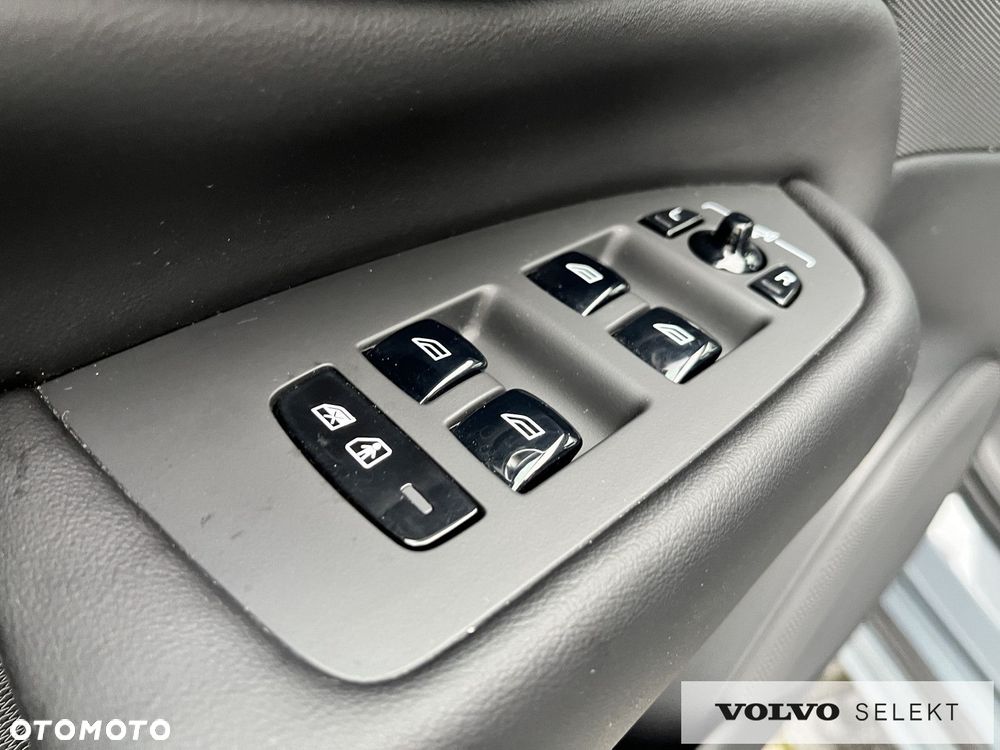 Volvo XC 90 - 14