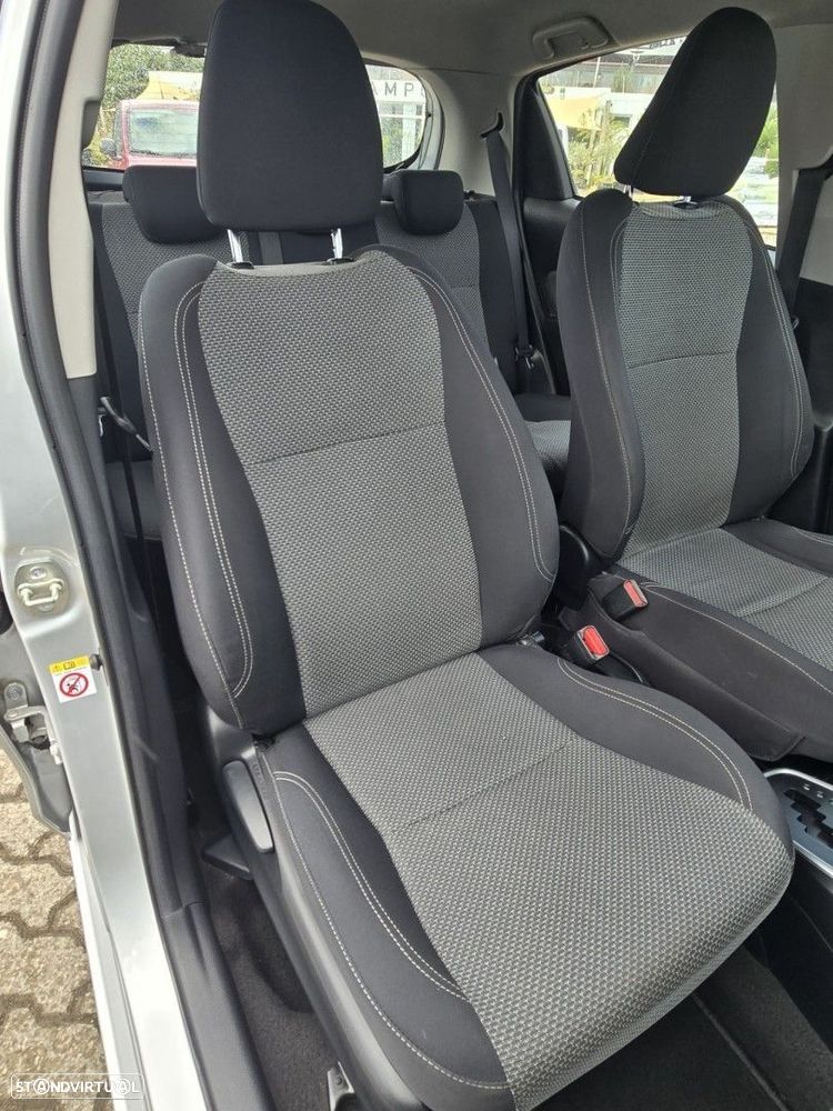 Toyota Yaris 1.5 HSD Comfort - 11