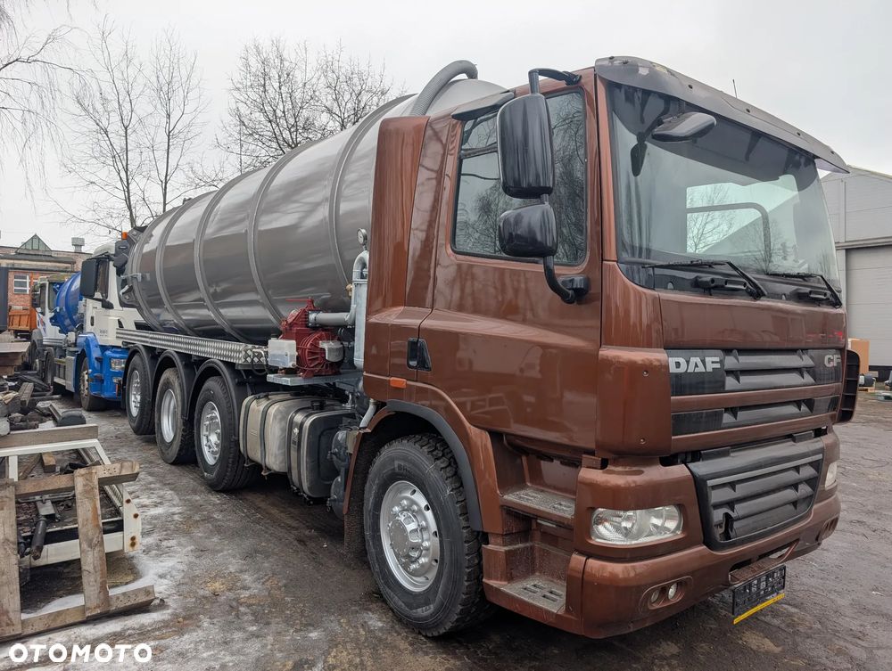 DAF asenizacyjny [4x4 hydrodrive] - 2