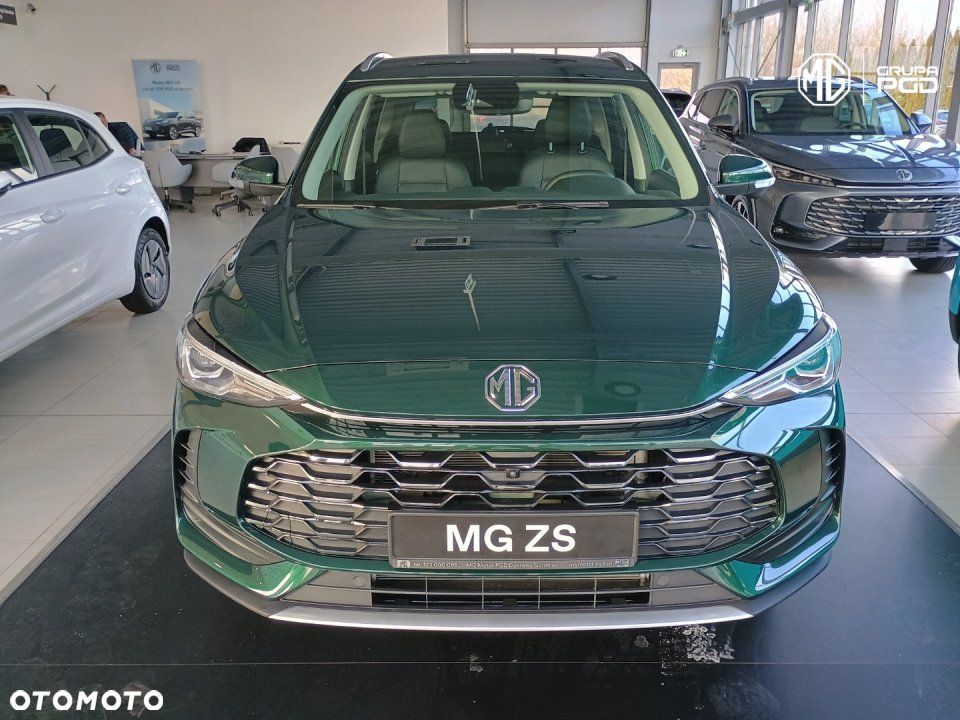 MG ZS - 6