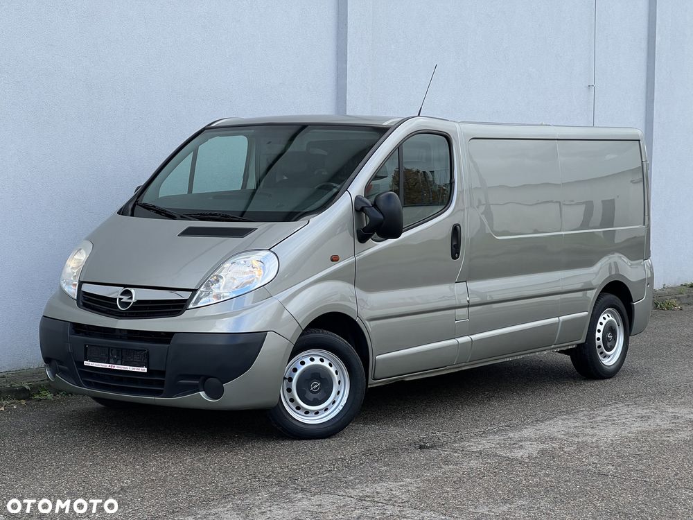 Opel Vivaro LONG - 1