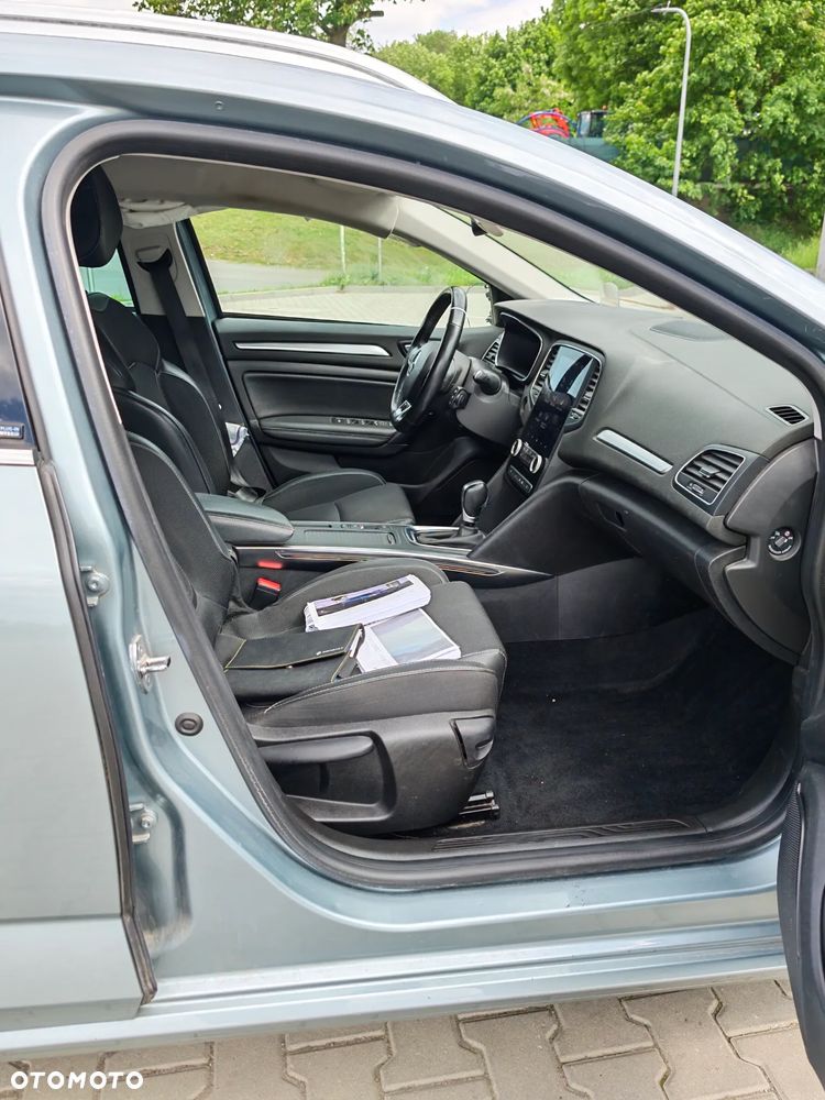 Renault Megane E-TECH 160 INTENS - 29