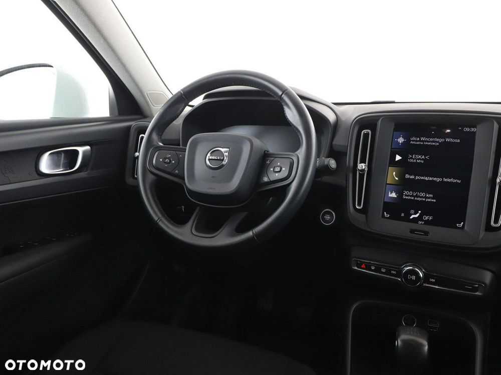Volvo XC 40 T3 - 17