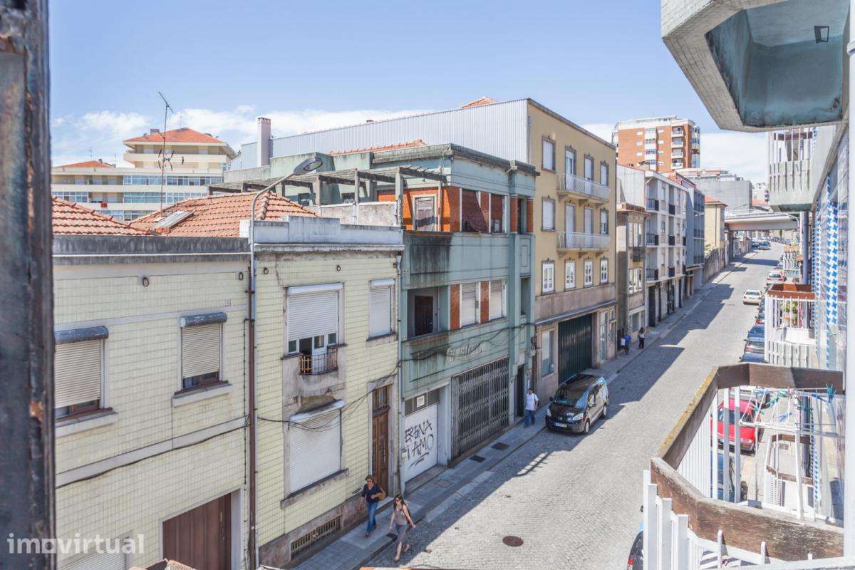 Apartamento com 1 quartos - localizado em Cedofeita Porto - Grande imagem: 4/18