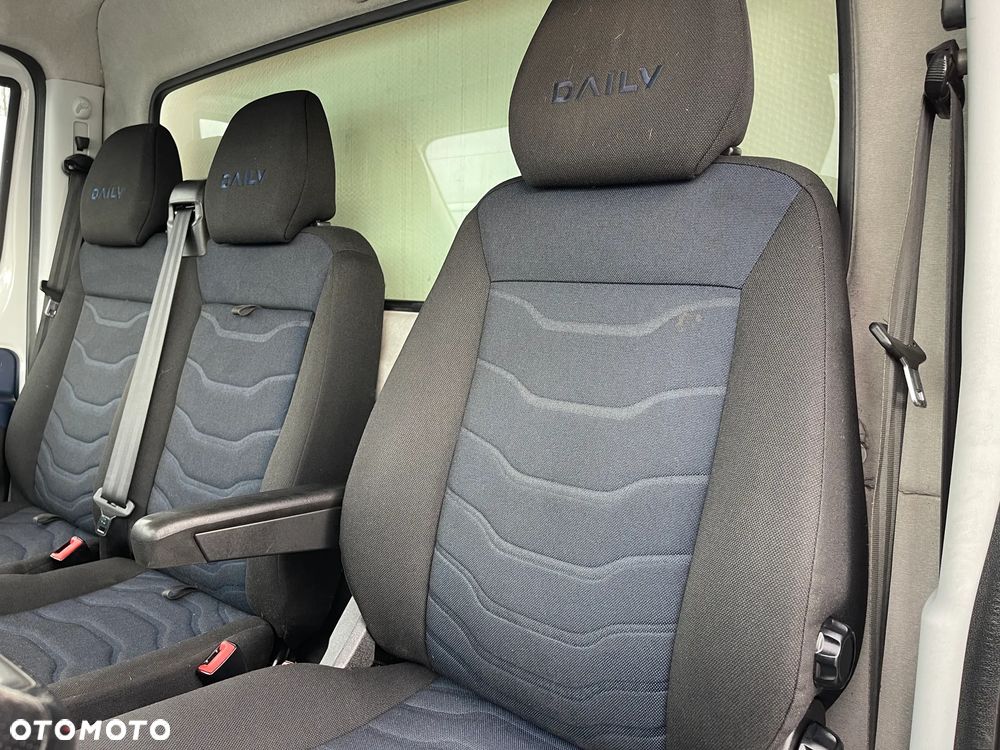 Iveco Daily Izoterma Winda - 23