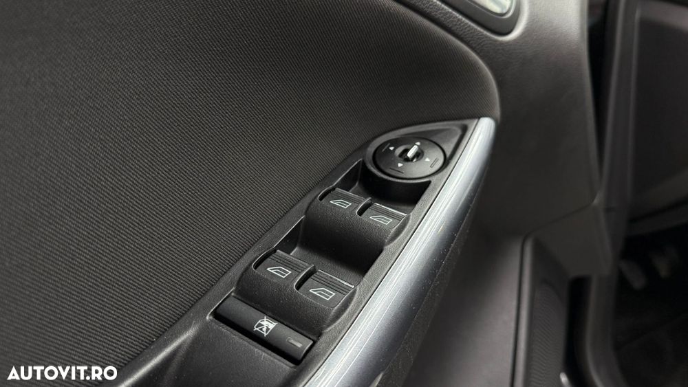 Ford Focus 1.0 EcoBoost Start-Stopp-System TITANIUM - 22