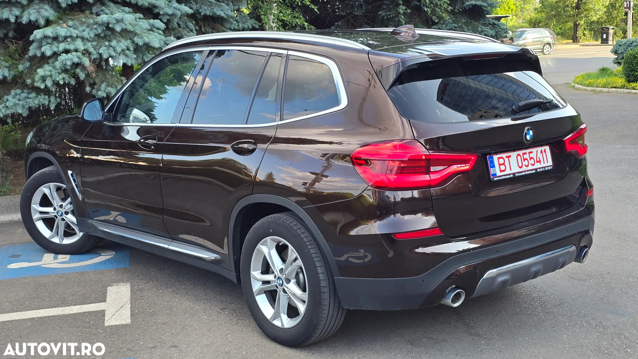 BMW X3 xDrive20d AT Luxury Line - 4