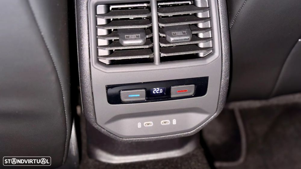 SEAT Leon 1.4 e-Hybrid DSG FR Plus - 30