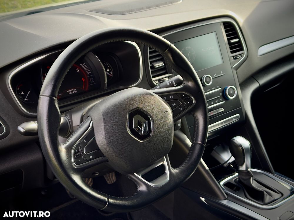 Renault Megane - 8