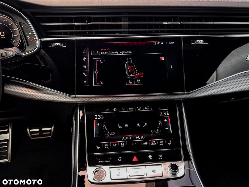 Audi Q8 - 32