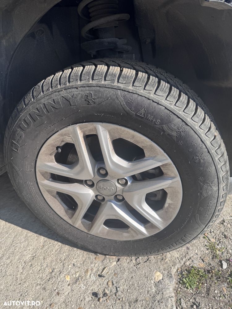 Jante jeep compass r16 cauciucuri noi iarna - 2
