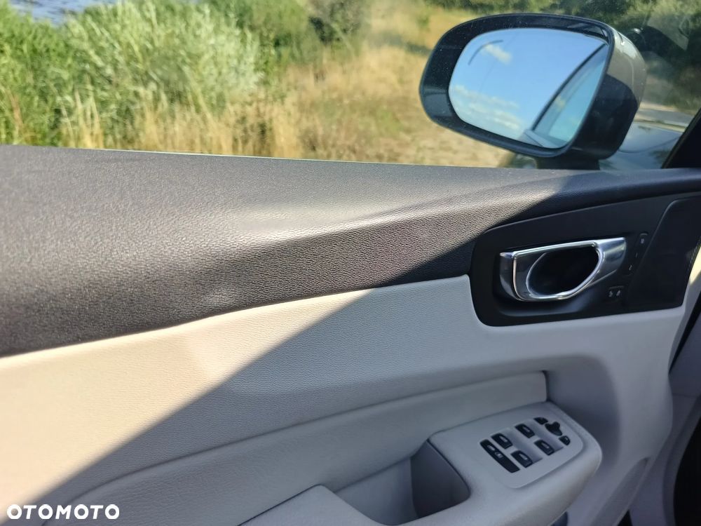Volvo XC 60 D4 SCR Inscription - 8