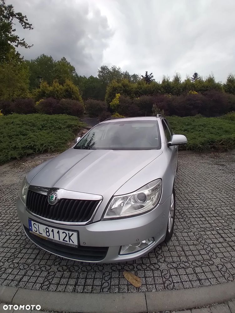 Skoda Octavia 1.6 TDI Active - 10